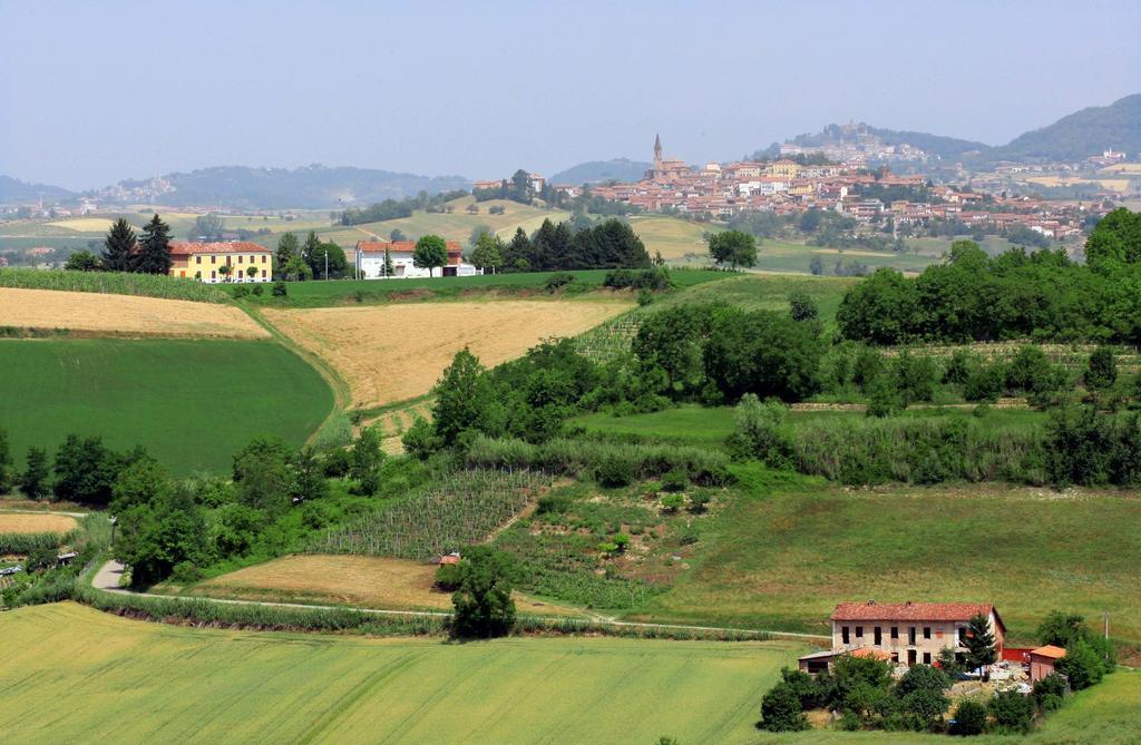 Bricco Pogliani Hotel Castell'Alfero ภายนอก รูปภาพ