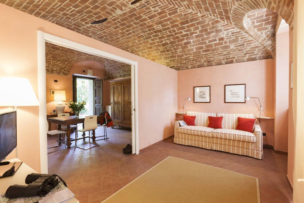 Bricco Pogliani Hotel Castell'Alfero ภายนอก รูปภาพ