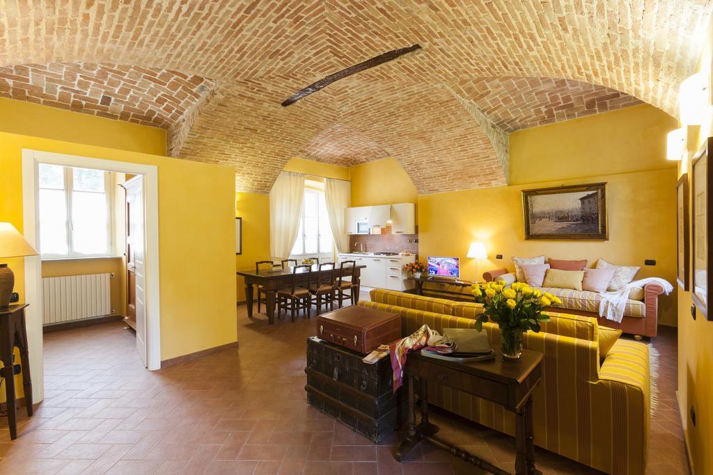 Bricco Pogliani Hotel Castell'Alfero ภายนอก รูปภาพ